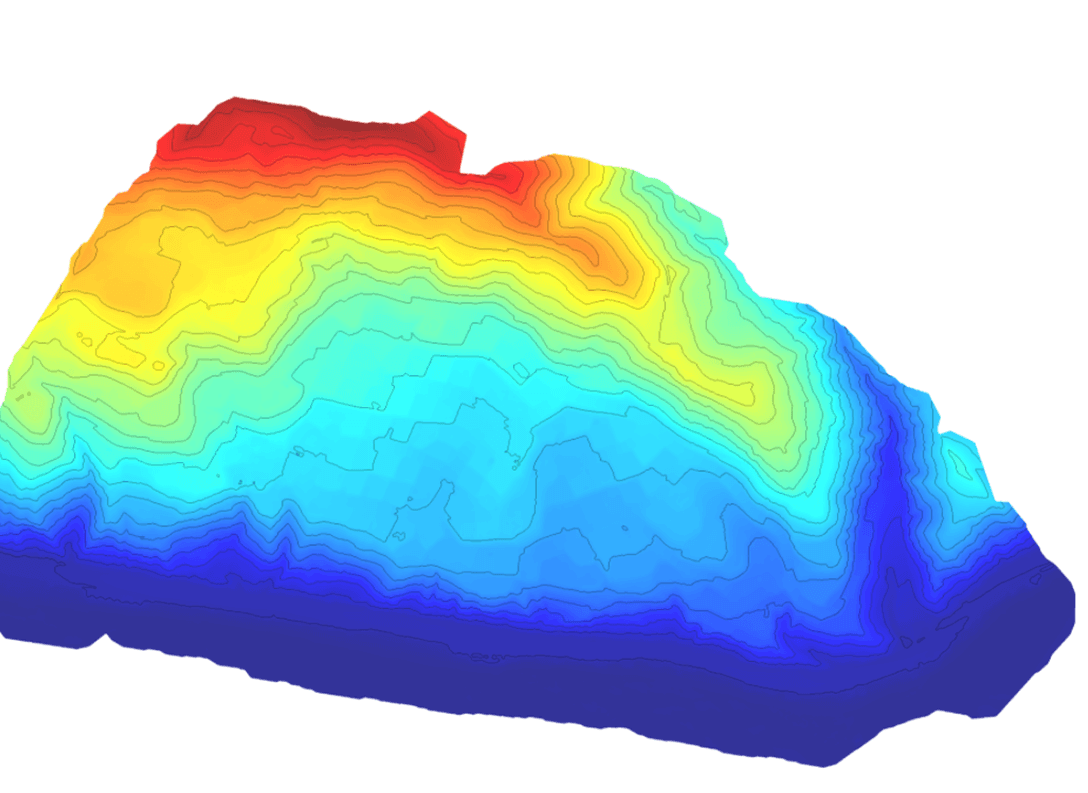 En topografisk karta i 3D visar höjdskillnader med färggradienter från rött till blått, vilket indikerar olika nivåer av höjd.